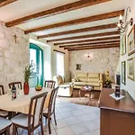 Caelum Villa *