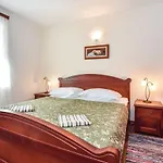 Caelum Villa *