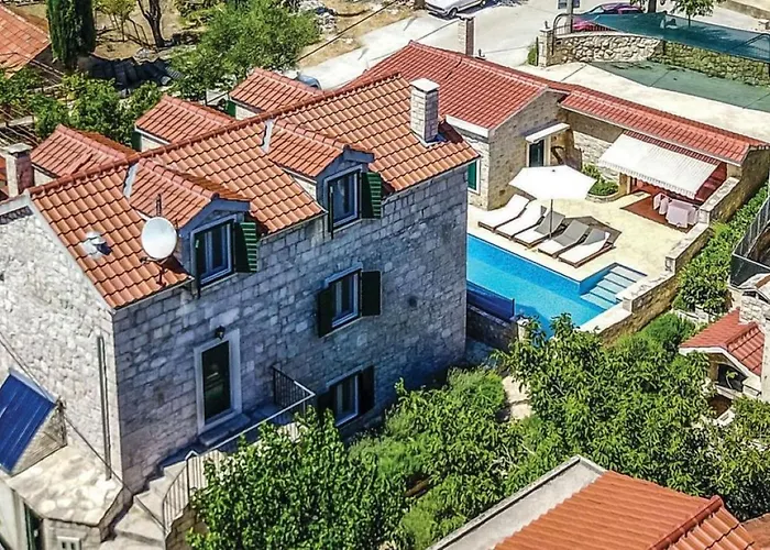 Caelum Villa